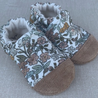 Organic Cotton Knit Slippers - Meadow Floral